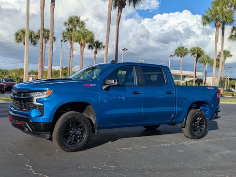 Used 2022 Chevrolet Silverado 1500 LT Trail Boss image 2