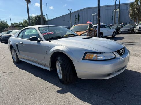 Used 2000 Ford Mustang Coupe image 3