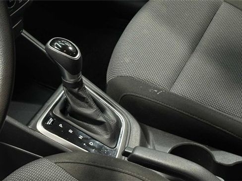 Used 2021 Hyundai Accent SE image 19