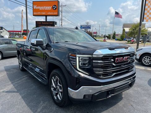 Used 2023 GMC Sierra 1500 SLT w/ SLT Premium Plus Package AWD/4WD image 1
