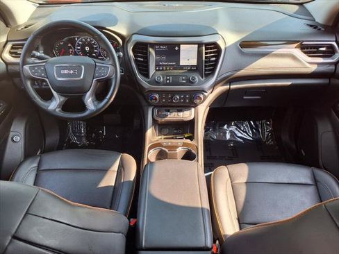 Used 2023 GMC Acadia AT4 w/ Technology Package AWD/4WD image 14