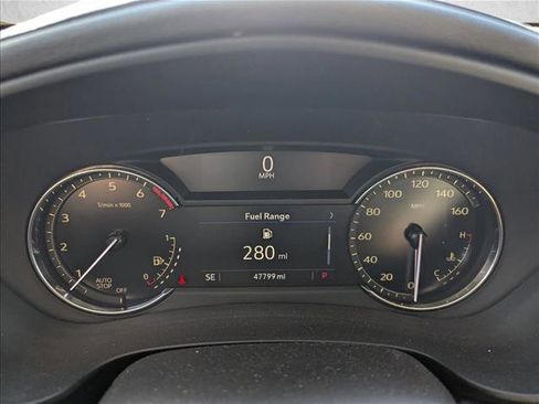 Used 2023 Cadillac XT4 Luxury w/ Cold Weather Package image 20