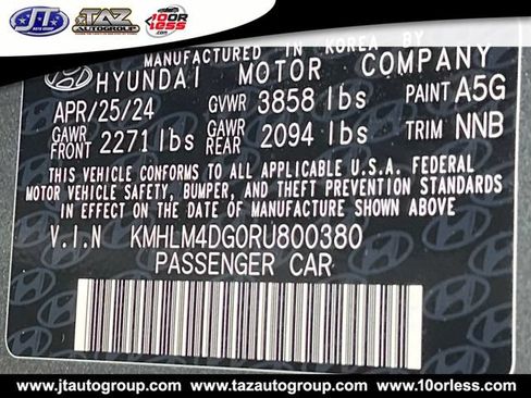 Used 2024 Hyundai Elantra SEL FWD image 19