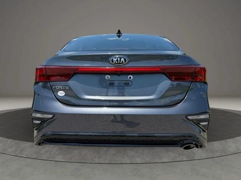Used 2020 Kia Forte LXS FWD image 4