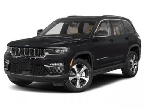 Used 2022 Jeep Grand Cherokee Summit AWD/4WD image 4