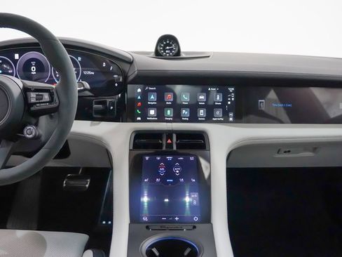 New 2025 Porsche Taycan GTS image 22