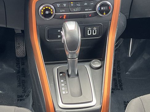 Used 2021 Ford EcoSport SE w/ SE Appearance Package image 22