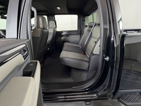 New 2026 Chevrolet Silverado 2500 ZR2 AWD/4WD image 7