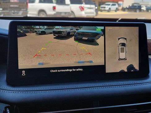 Used 2023 INFINITI QX60 Sensory w/ Vision Package AWD/4WD image 18