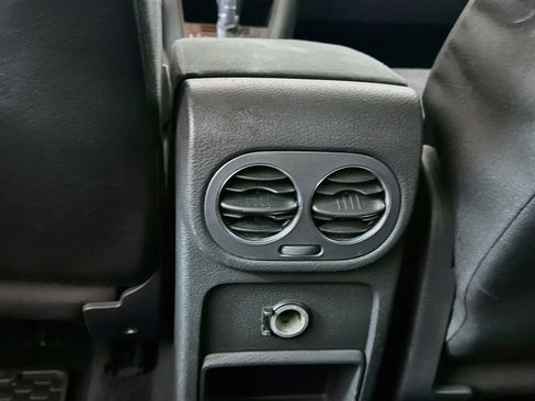 Used 2012 Volkswagen Tiguan S FWD image 24
