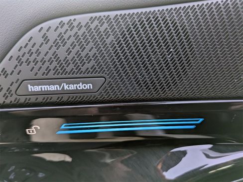 Certified 2024 BMW 530i xDrive 530i xDrive w/ Premium Package image 13