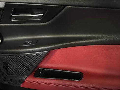 Used 2017 Jaguar XE R-Sport image 15