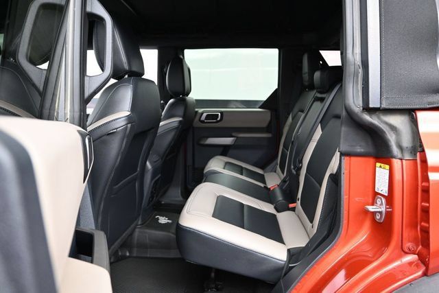 Used 2023 Ford Bronco Wildtrak AWD/4WD image 23