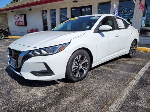 Used 2023 Nissan Sentra SV FWD image 3