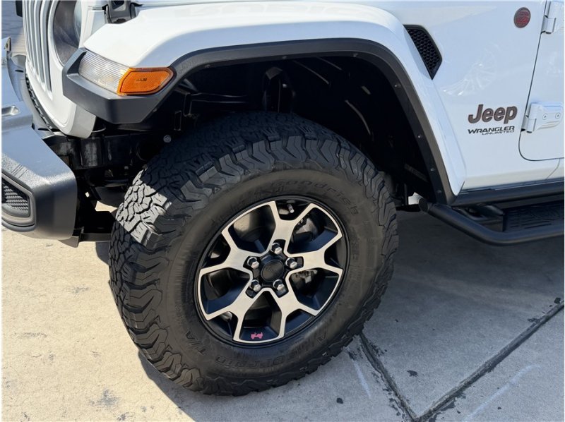 Used 2018 Jeep Wrangler Unlimited Rubicon AWD/4WD image 11
