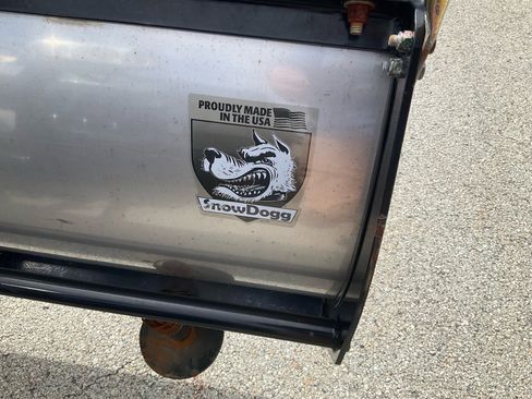 Used 2015 Jeep Wrangler Sport image 18