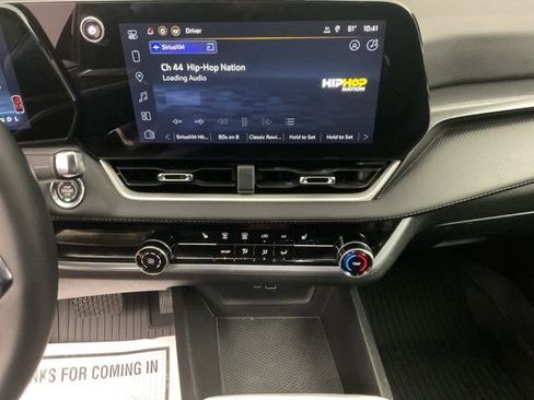 New 2026 Chevrolet Equinox LT w/ Safety and Technology Package AWD/4WD image 15