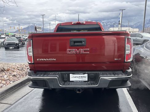 Used 2015 GMC Canyon SLT image 4