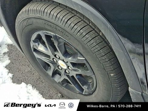 Used 2020 Chevrolet Traverse LT w/ LPO, Floor Liner Package image 10