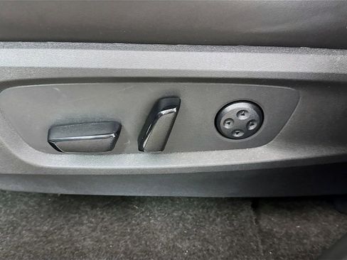 Used 2025 INFINITI QX60 Pure FWD image 18