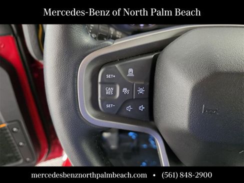 Used 2022 Ford Bronco Badlands image 16