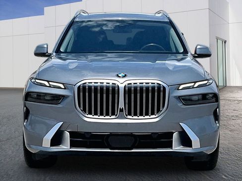 Used 2023 BMW X7 xDrive40i w/ Premium Package AWD/4WD image 10