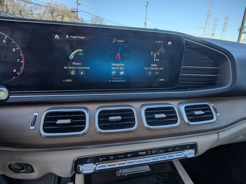 Used 2021 Mercedes-Benz GLE 350 w/ Premium Package image 20