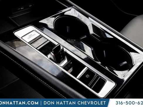 Used 2024 Volkswagen Atlas SE AWD/4WD image 12