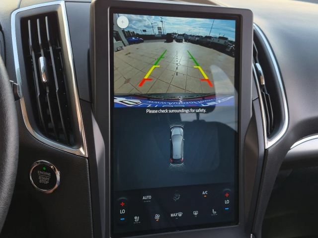 Used 2023 Ford Edge Titanium AWD/4WD image 25