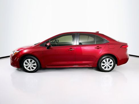 Used 2024 Toyota Corolla LE image 4