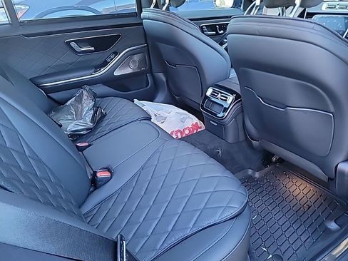 Certified 2025 Mercedes-Benz S 580 4MATIC Sedan image 11