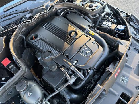Used 2013 Mercedes-Benz C 250 Sedan image 12