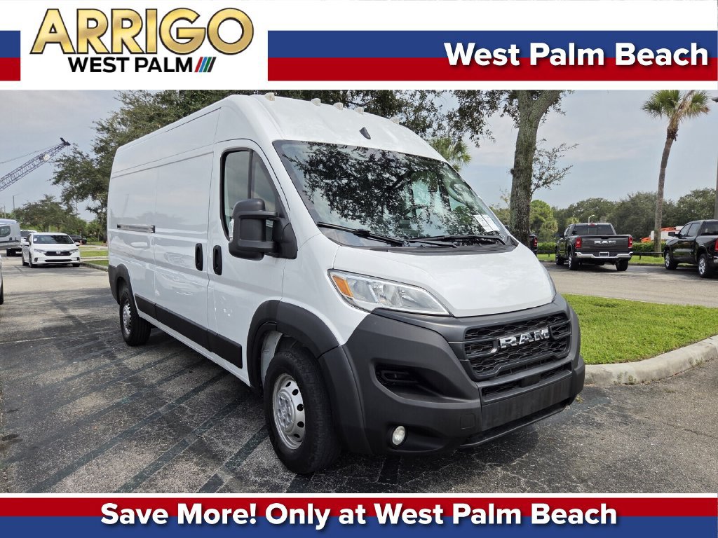 Used 2024 RAM ProMaster 2500 w/ Convenience Group FWD image 1