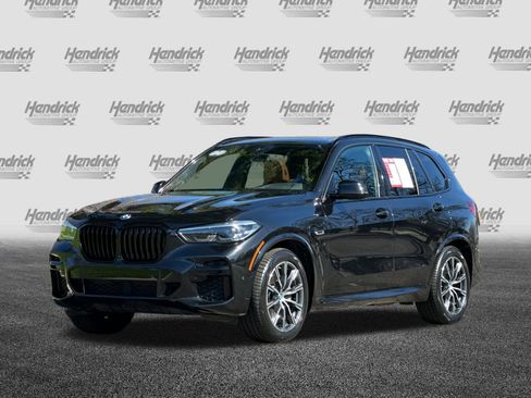 Used 2022 BMW X5 xDrive45e w/ M Sport Package image 9
