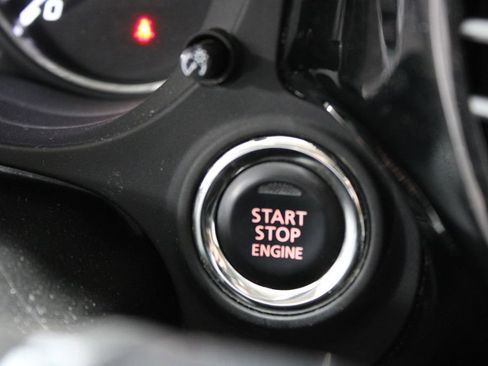 Used 2019 Mitsubishi Outlander SE image 22