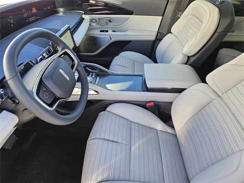 New 2026 Lincoln Nautilus Reserve image 12