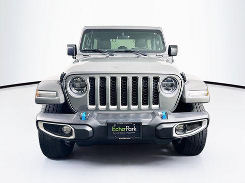 Used 2022 Jeep Wrangler Unlimited Sahara w/ Cold Weather Group AWD/4WD image 2