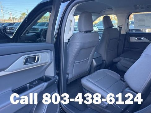 New 2026 Ford Explorer Active image 10