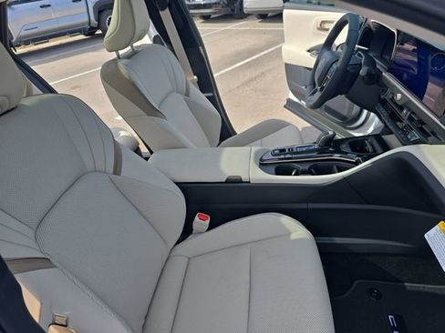 New 2026 Toyota Crown Limited image 10