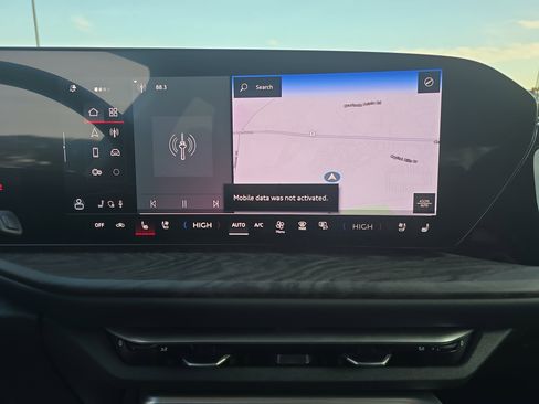 New 2025 Audi Q5 Premium Plus image 18