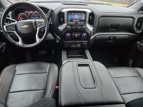 Used 2021 Chevrolet Silverado 1500 LTZ w/ Z71 Off-Road Package AWD/4WD image 19