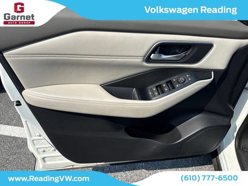 Used 2021 Nissan Rogue SV w/ Premium Package AWD/4WD image 12