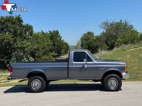 Used 1989 Ford F250 4x4 Regular Cab image 8