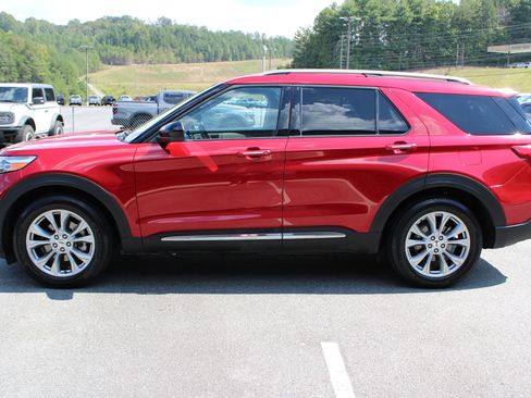 Used 2024 Ford Explorer Limited image 6