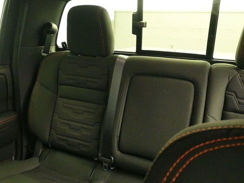Used 2025 Nissan Frontier Pro-X w/ Pro Convenience Package image 23