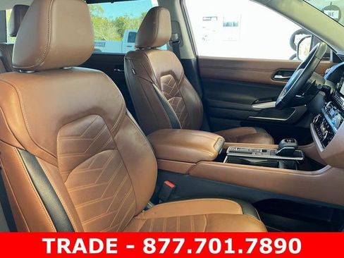 Used 2022 Nissan Pathfinder Platinum w/ Cargo Package image 20