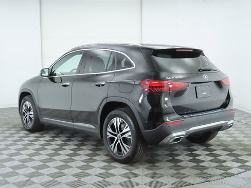 Certified 2025 Mercedes-Benz GLA 250 image 7