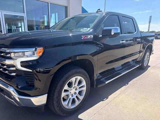 Used 2023 Chevrolet Silverado 1500 LTZ AWD/4WD image 1