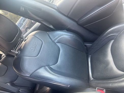 Used 2019 Jeep Cherokee High Altitude image 15