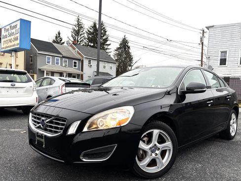 Used 2012 Volvo S60 T5 Premier image 1